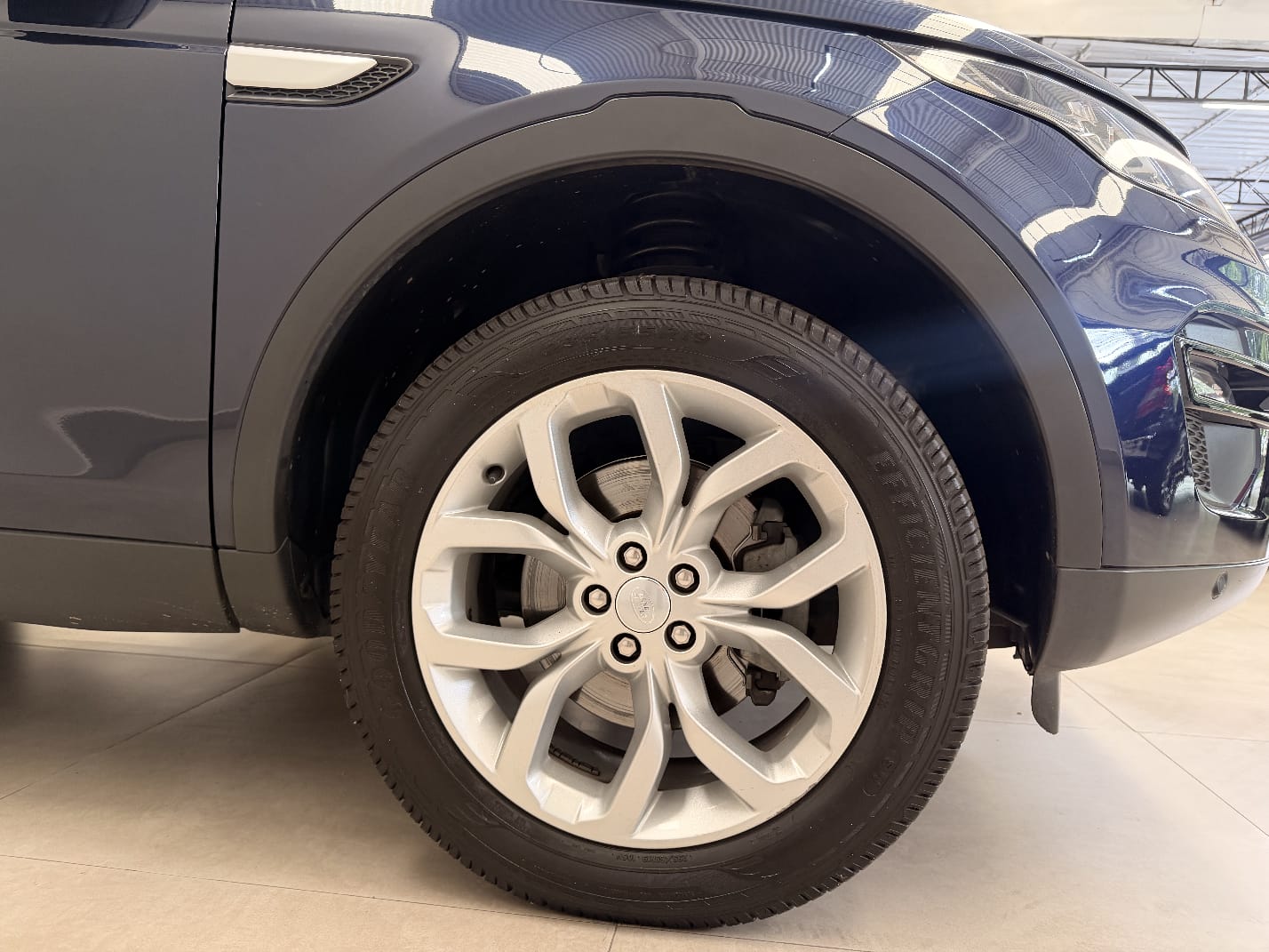 LAND ROVER DISCOVERY 